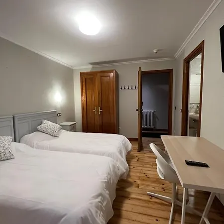 Regueiro Hotel Tox